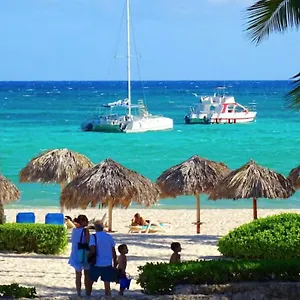 Hotel Caribbean Suites With Tropical Pool Punta Cana